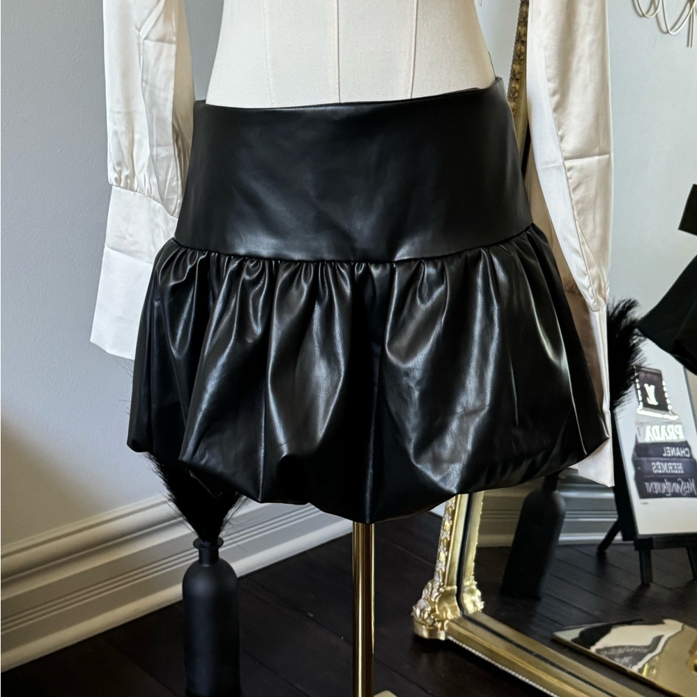 Black Leather Skirt - Picture 2 of 3